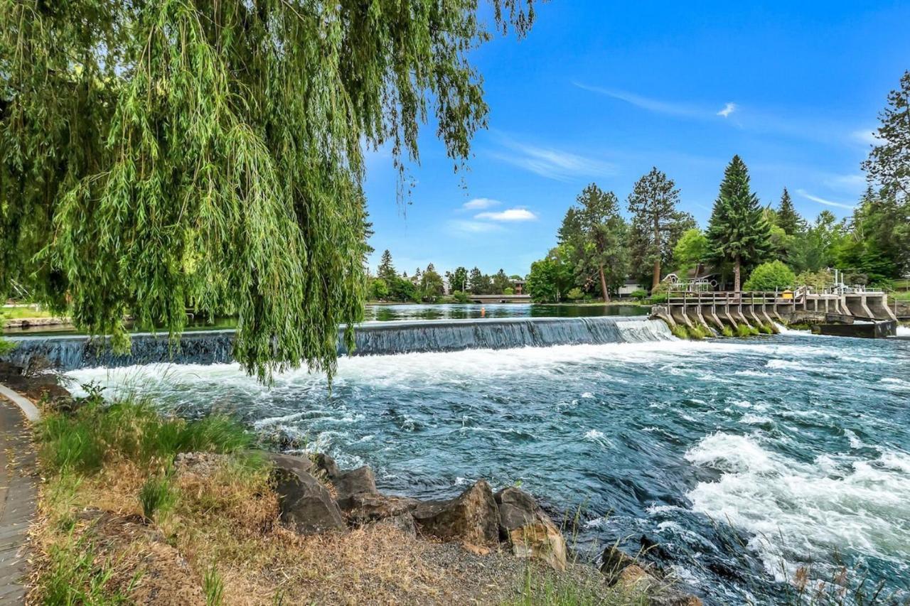 Bend Riverside Condos Near Downtown ベンド エクステリア 写真