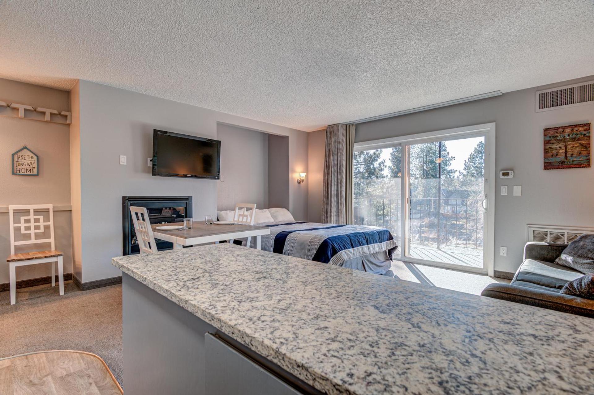 Bend Riverside Condos Near Downtown ベンド 部屋 写真
