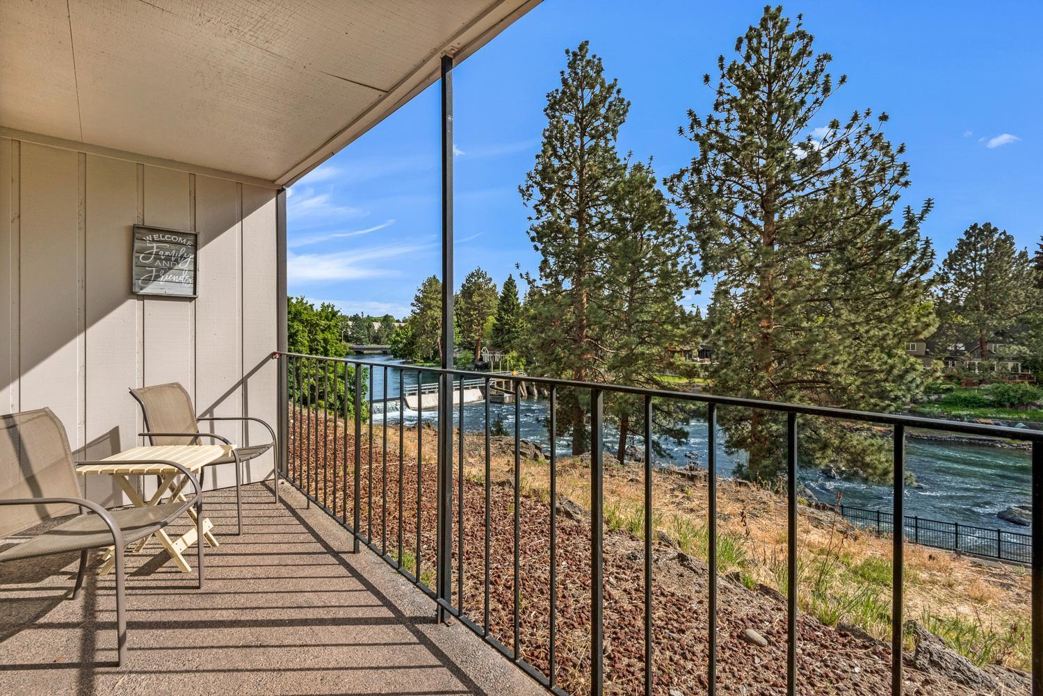Bend Riverside Condos Near Downtown ベンド 部屋 写真