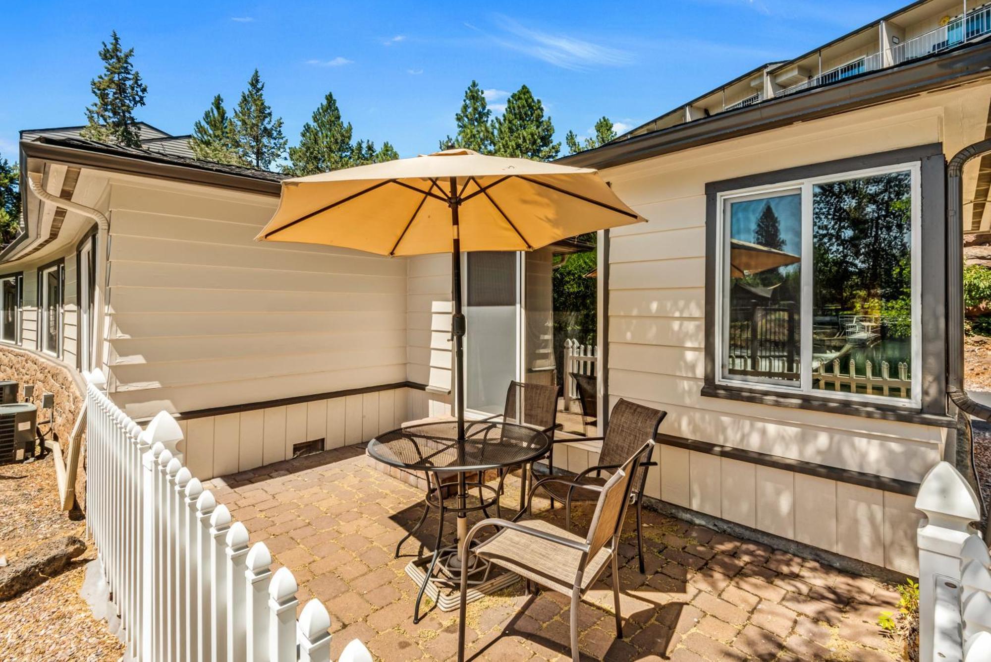 Bend Riverside Condos Near Downtown ベンド 部屋 写真