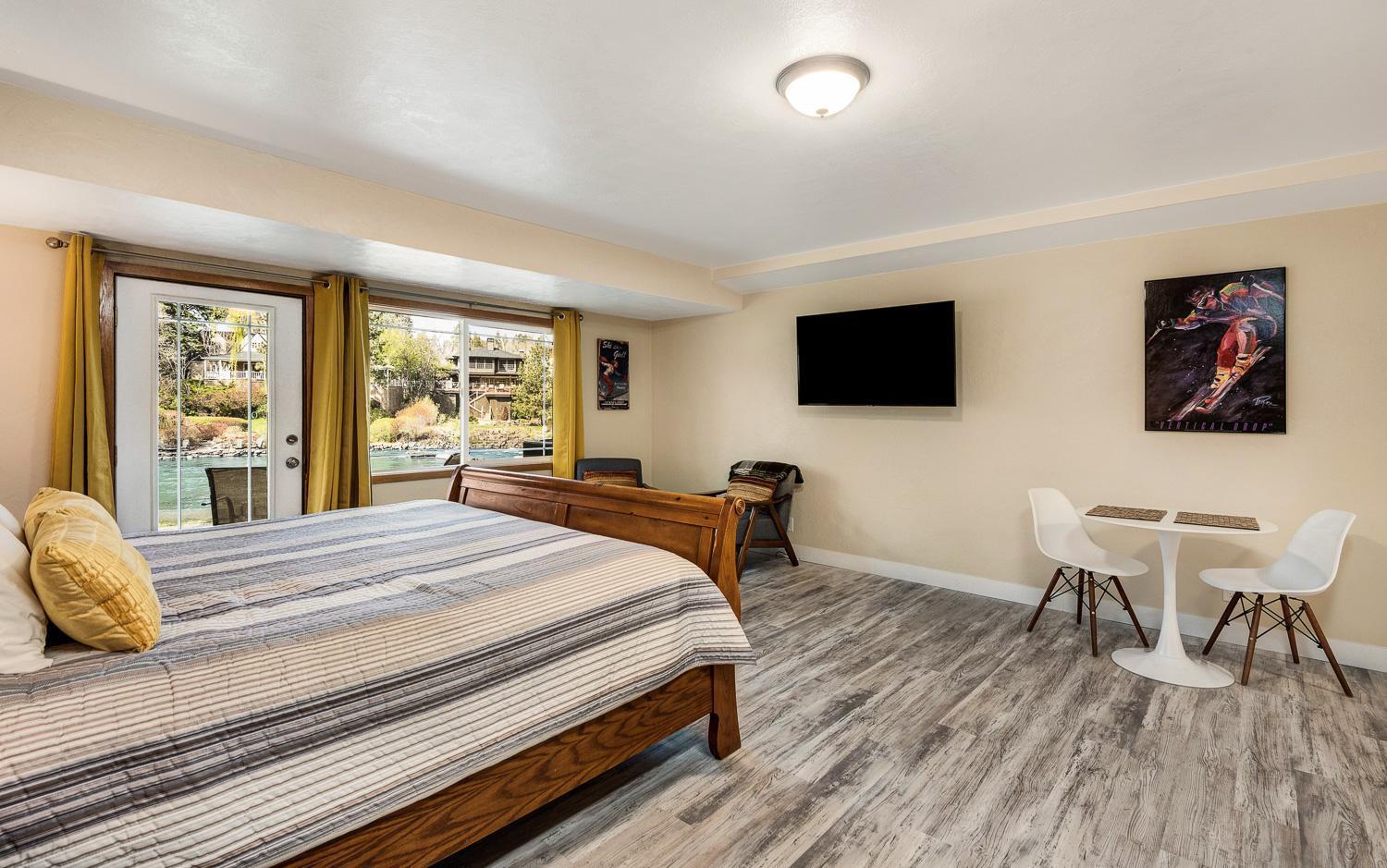 Bend Riverside Condos Near Downtown ベンド 部屋 写真