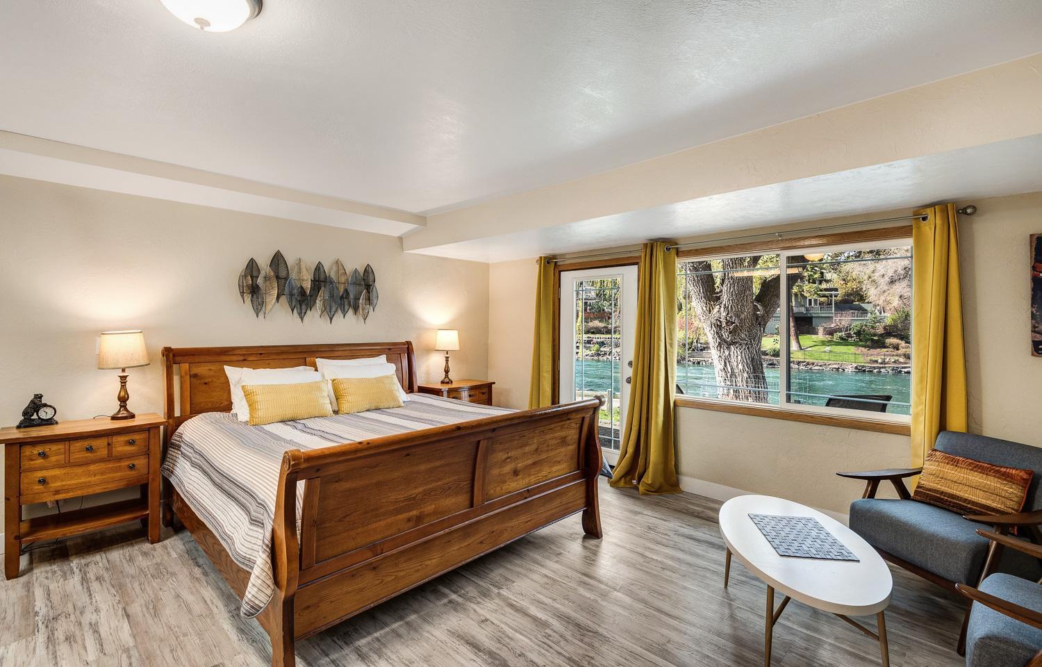 Bend Riverside Condos Near Downtown ベンド 部屋 写真