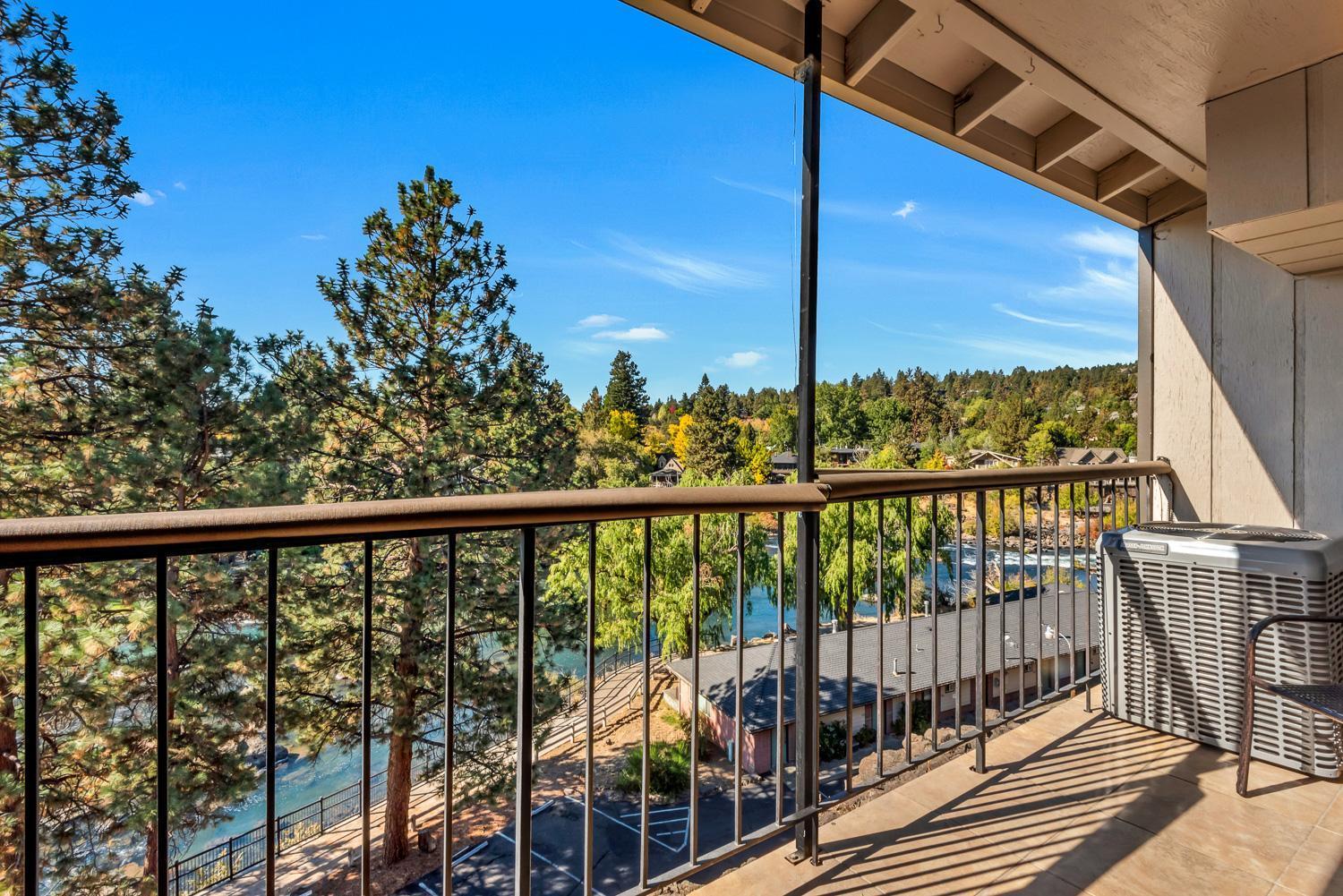 Bend Riverside Condos Near Downtown ベンド 部屋 写真